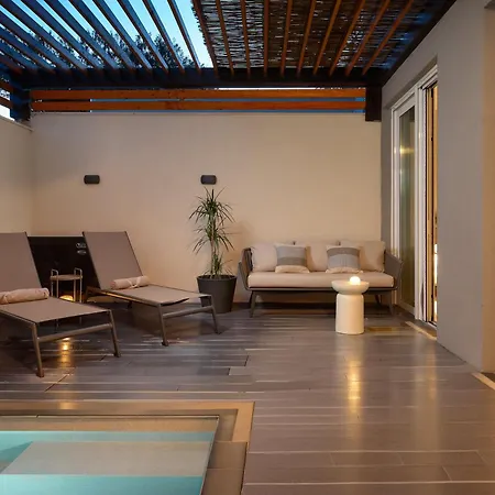 Apartamento Luxury With Private Heated Pool - Znjan Angala Split