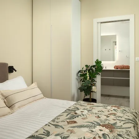 Apartamento Luxury With Private Heated Pool - Znjan Angala Split